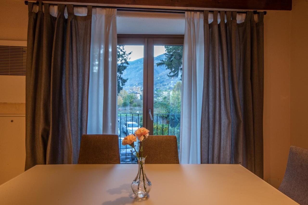 L'Atelier Du Temps - Les Greniers Appartements Aosta Eksteriør bilde