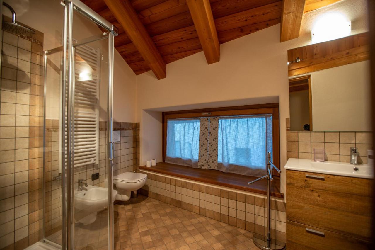 L'Atelier Du Temps - Les Greniers Appartements Aosta Eksteriør bilde