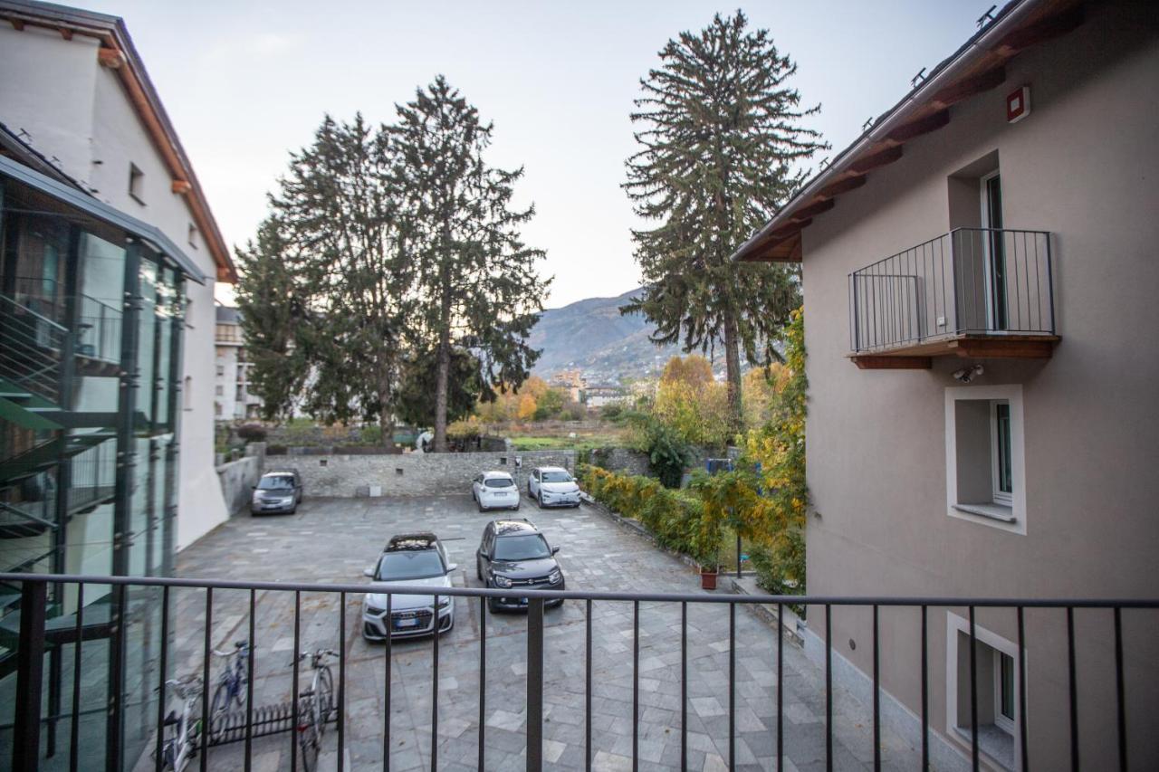 L'Atelier Du Temps - Les Greniers Appartements Aosta Eksteriør bilde