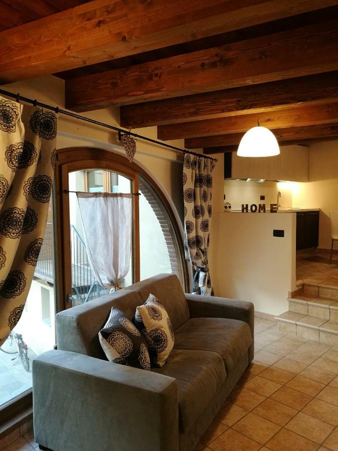 L'Atelier Du Temps - Les Greniers Appartements Aosta Eksteriør bilde
