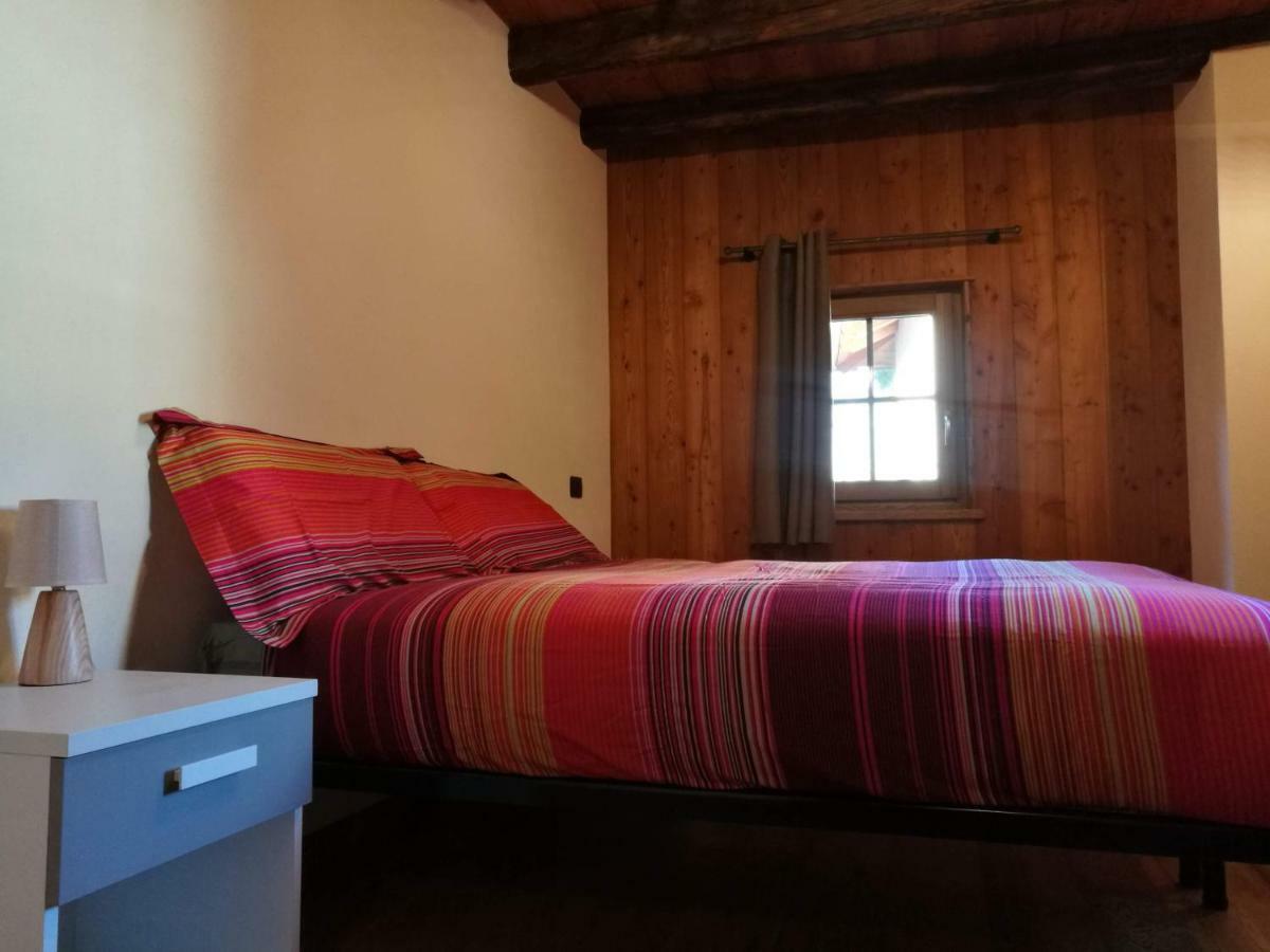 L'Atelier Du Temps - Les Greniers Appartements Aosta Eksteriør bilde