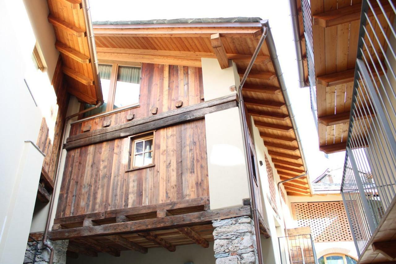 L'Atelier Du Temps - Les Greniers Appartements Aosta Eksteriør bilde