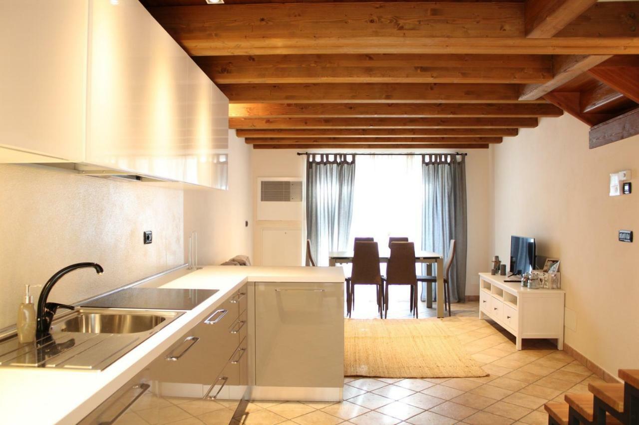 L'Atelier Du Temps - Les Greniers Appartements Aosta Eksteriør bilde