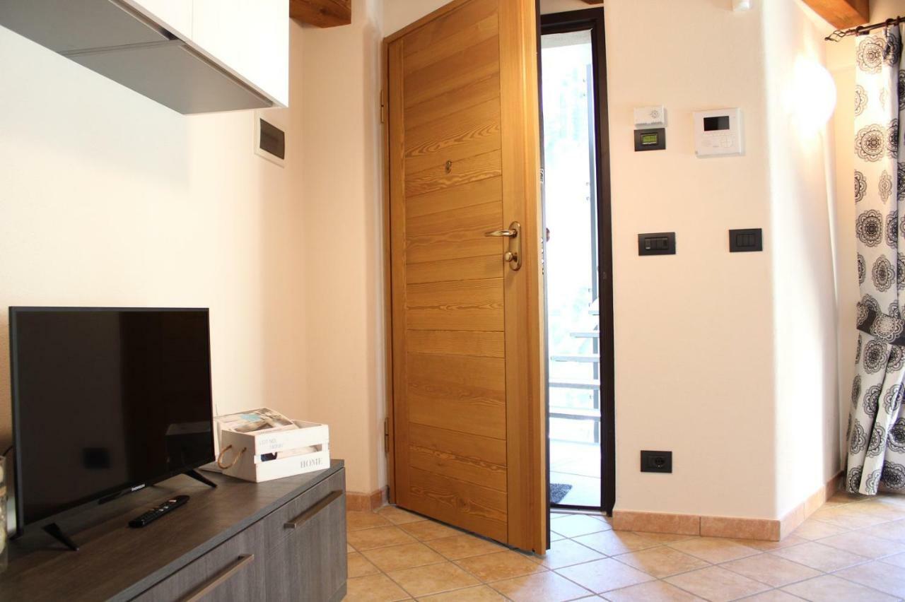 L'Atelier Du Temps - Les Greniers Appartements Aosta Eksteriør bilde