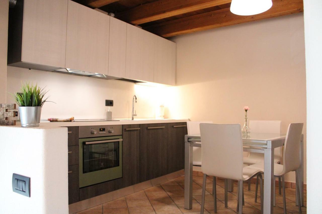 L'Atelier Du Temps - Les Greniers Appartements Aosta Eksteriør bilde